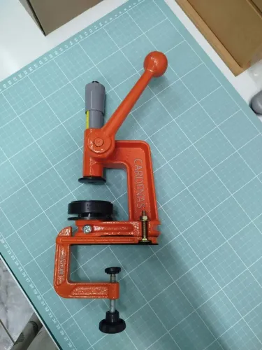 Máquina de Bottons Manual