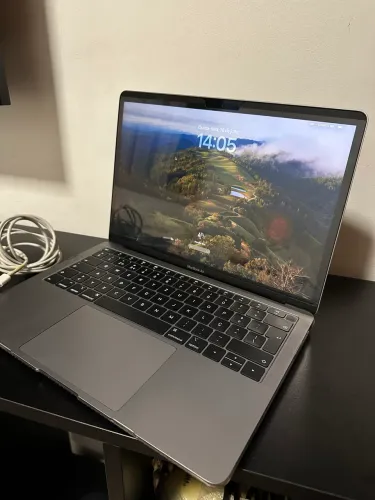 MacBook Air 2019 Retina muito novo! 