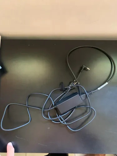 Notebook Samsung ligando normal ( só está lento )