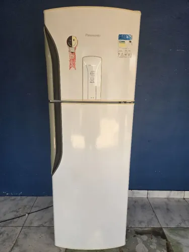 Vendo geladeira Panasonic 