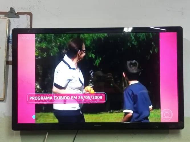 Televisão 42 polegadas HDMI não e Smart