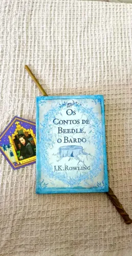 Livro: Os contos de Beedle, O Bardo.