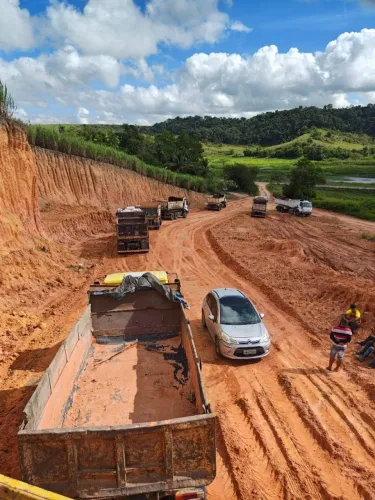 REPASSO ARRENDAMENTO E LICENCIAMENTO DE EXPLORAÇÃO DE MINÉRIO - BARRO -- MARECHAL DEODORO