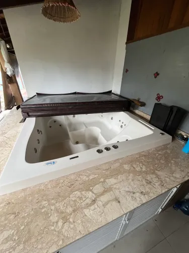 Spa Gloriosa Aqualax hidromassagem 5 pessoas 3 bombas e aquecimento