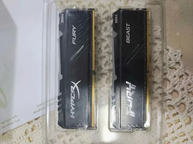 Ram Ddr4 2x16gb 32gb kingston/hyperx 3000 cl15 RGB