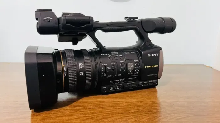 Filmadora Sony HXR-NX3 NXCAM Profissional - Semi Nova
