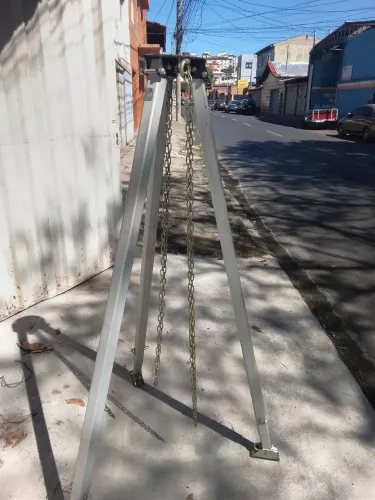 Tripé para espaço confinado