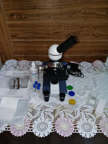 Microscópio Monocular, com Kit Completo Para Estudo. Pouco Uso.