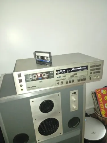 Tape deck gradiente C484