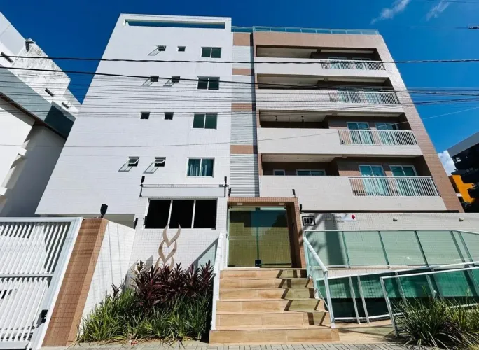 Apartamento com 2 dormitórios à venda, 63 m² por R$ 900.000,00 - Cabo Branco - João Pessoa