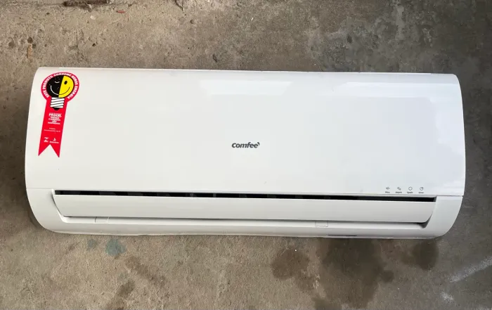 Evaporadora comfee 9000 BTUs