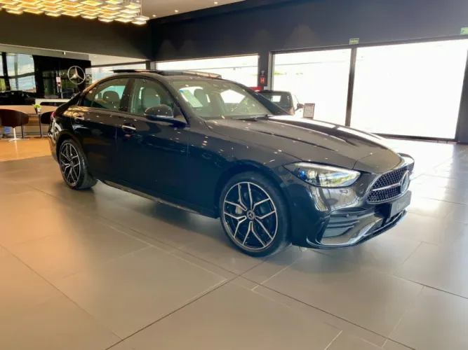 Mercedes-Benz C-300 AMG Line EQ Boost 2.0 TB Aut. 2026