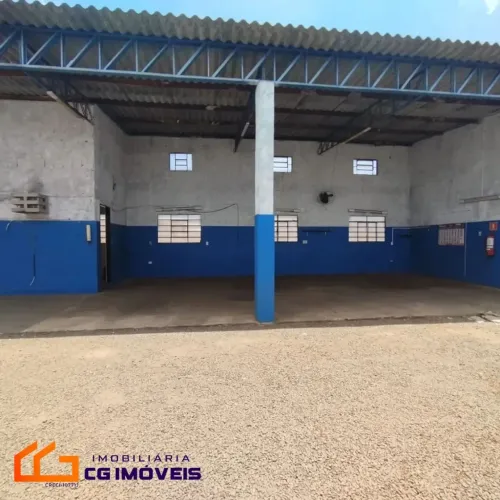Galpão comercial com escritório, banheiro social na Vila Bandeirantes em Campo Grande - MS