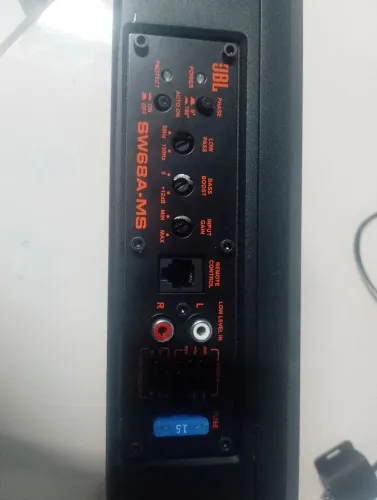 Vendo uma coixa de som slim JBL super nova