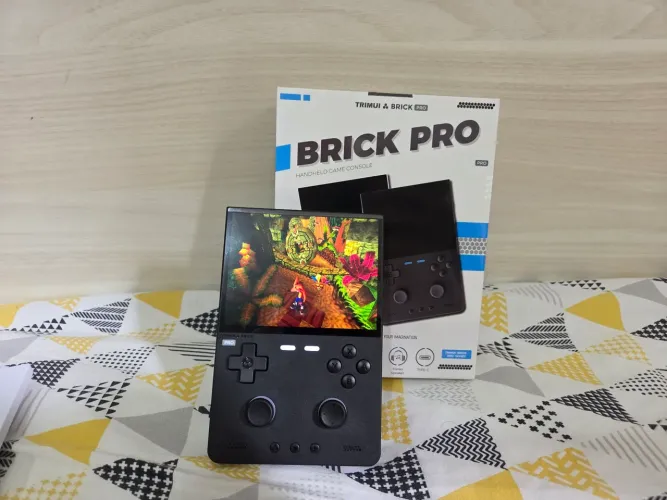 Trimui Brick Pro + Cartão SD 256gb