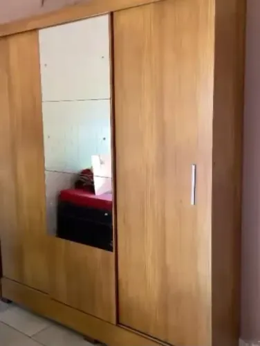Doaçao guarda roupa so paga o frete