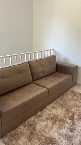 Sofá 4 lugares bege