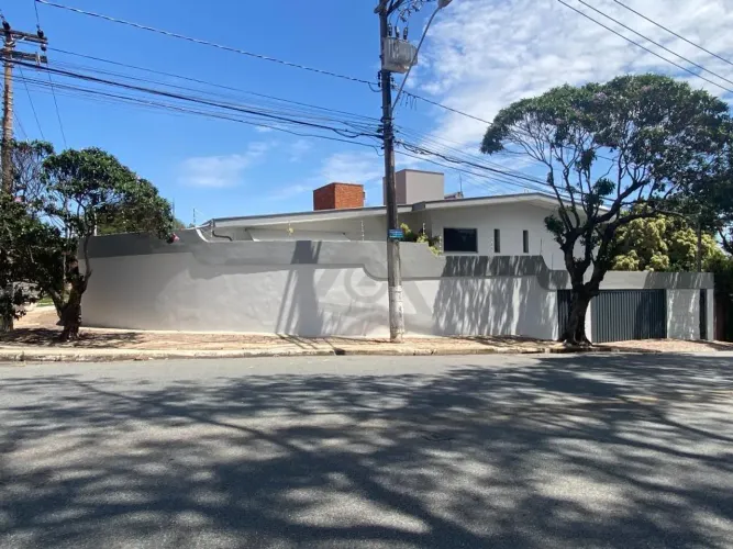 Casa à venda em Campinas, Nova Campinas, com 4 quartos, com 260 m²