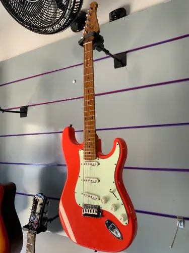 Guitarra Bensom Hardy 901 Stratocaster