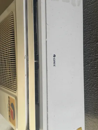 Ar Condicionado Split Gree Inverter 9.000 BTUs - 220V - Usado