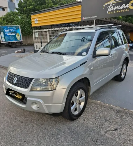 Suzuki Grand Vitara 2.0 16V 4x2/4x4 5P Mec. 2012