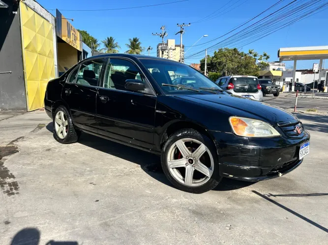 Honda Civic Sedan LX 1.7 16V 115cv Mec. 4P 2003