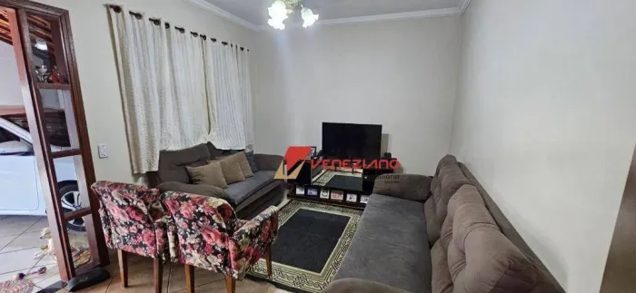 Casa com 3 dormitórios e suíte à venda - Água Branca - Piracicaba/SP