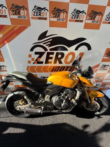 Hornet 600 Abs 17milkm Única na Região Venha Conferir