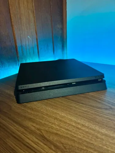 PlayStation 4 Slim 1TB Lacrado