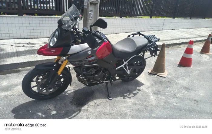Suzuki DL 1000 V-Strom 2016.Baixo km