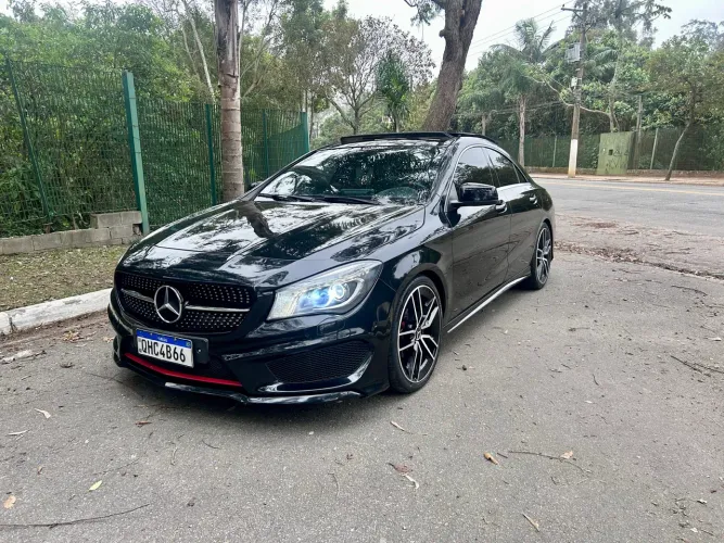 Mercedes-Benz CLA-250 Sport 4matic 2.0 16V 211cv Aut. 2015