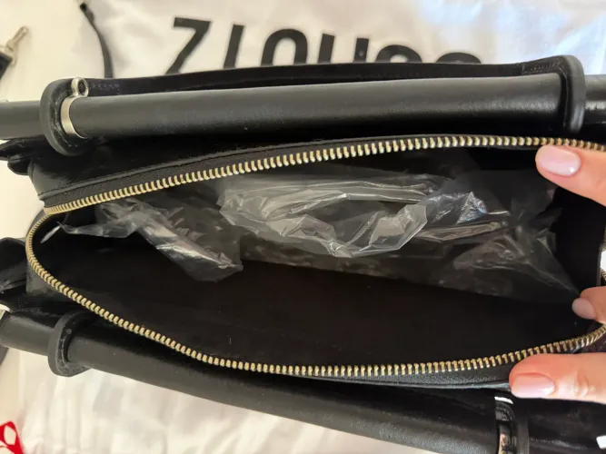 Bolsa Schutz Couro nunca usada!