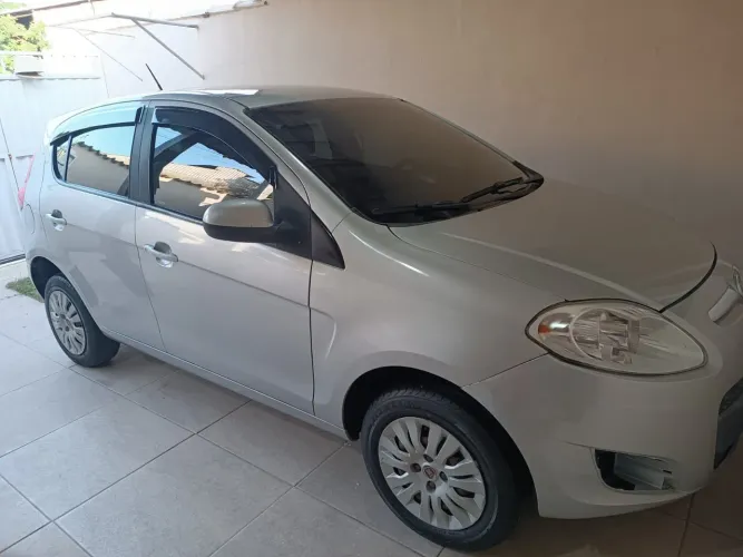 Fiat Palio Attractive 1.0 EVO Fire Flex 8V 5P 2013