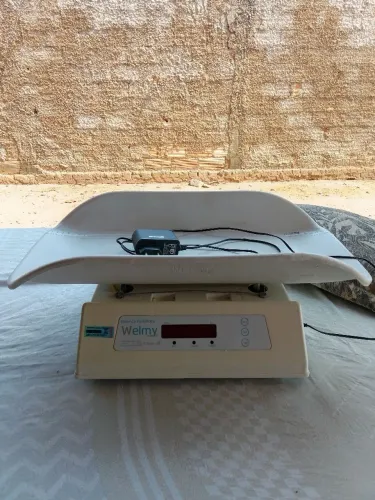 Balança Pediatrica Digital Welmy 15Kg- Aferida INMETRO -Semi nova
