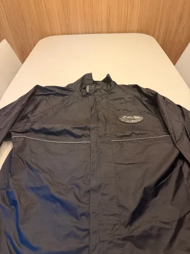 Conjunto Capa de chuva Califórnia Racing Rip Block System