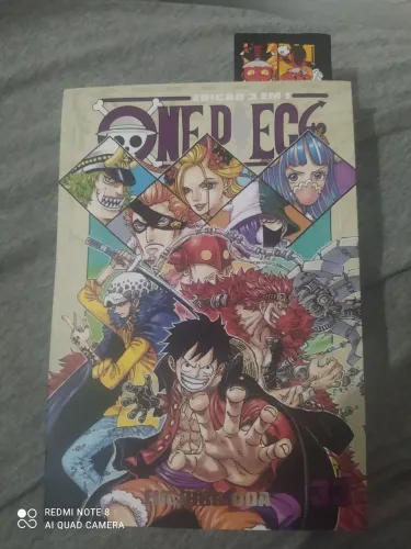 Mangá de one piece 3 em 1 vol 33 do arco de wano usado mas em ótimo estado