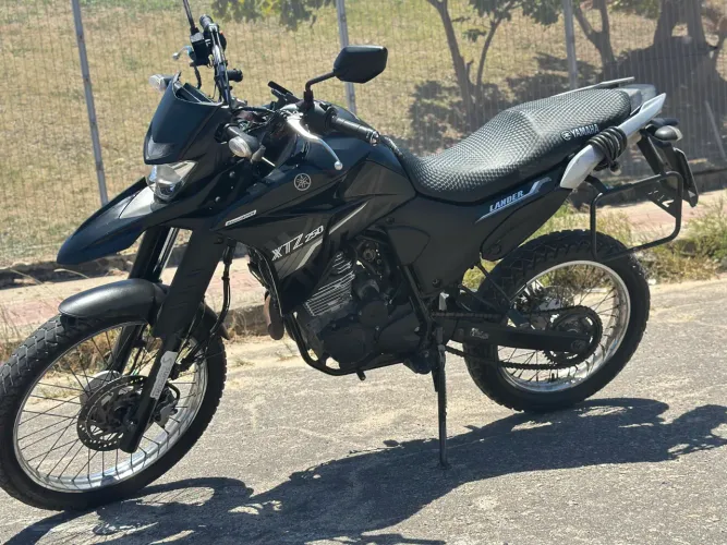 Lander XTZ 250