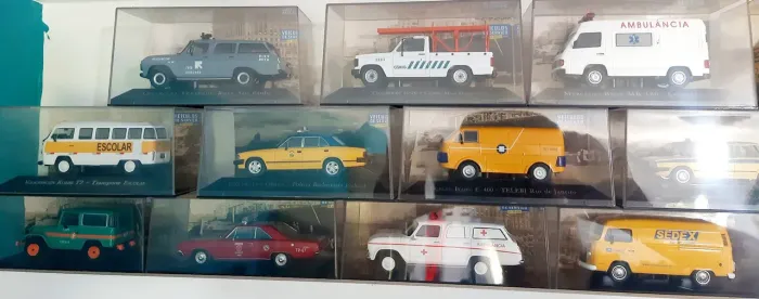 Miniaturas carrinhos colecionáveis escala 1:43