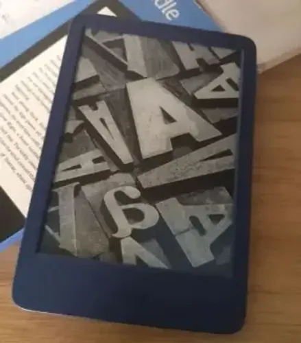 Kindle 11ª Geração (2022) - 16 GB - Excelente Estado