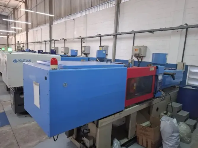 Injetoras HAITIAN 120 e 160 ton