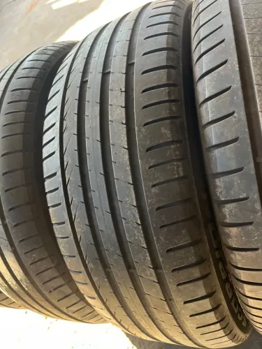 Pneu 235/50 R19