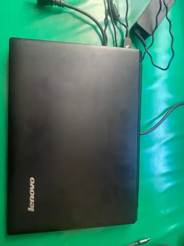 Notebook Lenovo i3-4005U