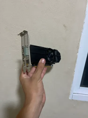 GTX 750 ti 2gb