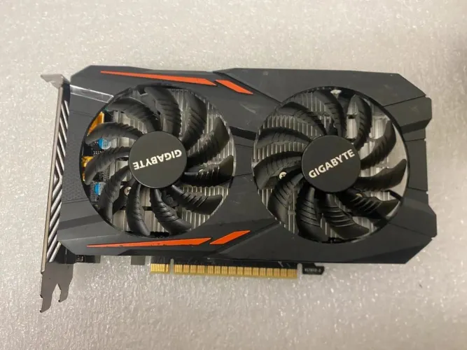 PLACA DE VÍDEO GIGABYTE GTX 1050 Ti OC 4GB