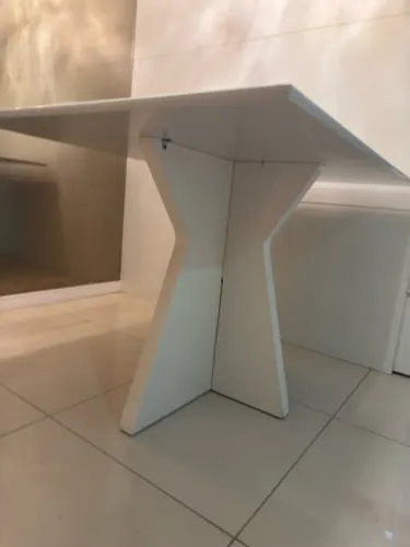 Vendo Mesa de Jantar em laca