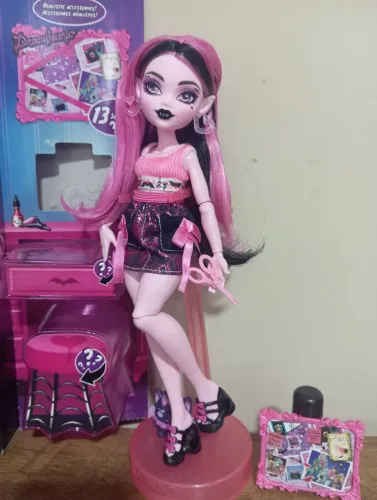 Boneca Monster high draculaura self scare Secrets
