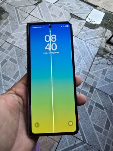 Z fold 4 256GB 12 de ram com linhas na tela let descrição