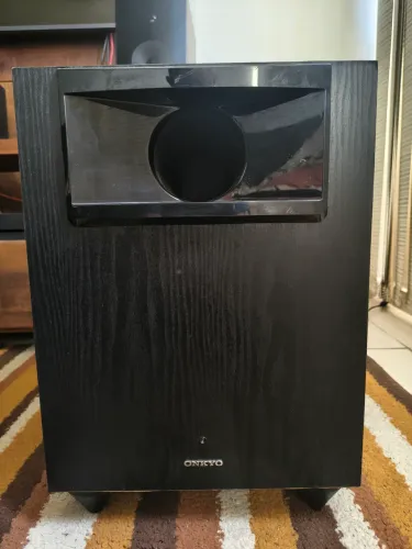 Subwoofer ativo onkyo skw-570