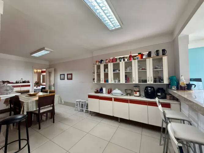 Apartamento à venda no Edifício Vila Dei Fiori, Cuiabá-MT codigo: 311523