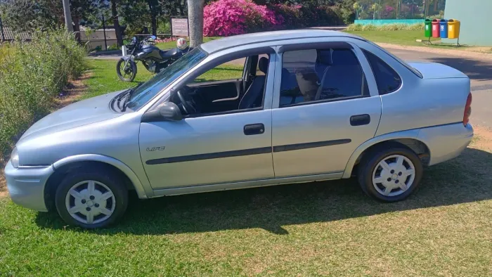Chevrolet Corsa SED Class.life 1.0/1.0 Flexpower (álcool) 2007